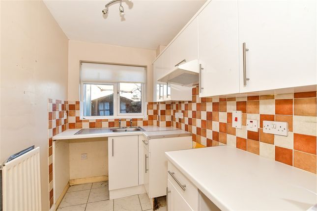 Forge Way Paddock Wood, Tonbridge photo 4