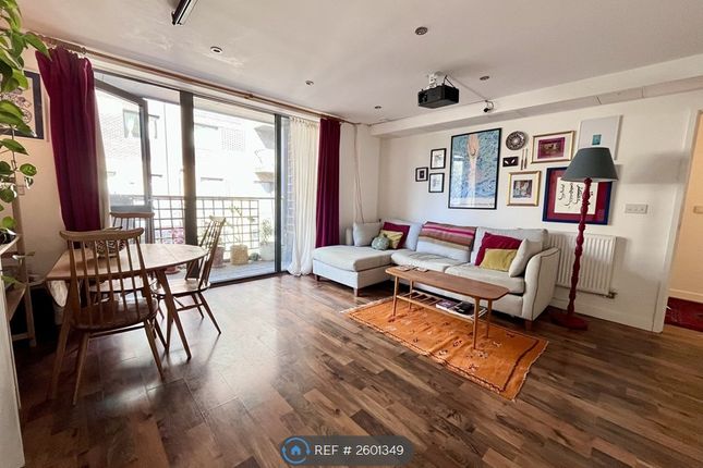 Open Plan Kitchen / Living Room