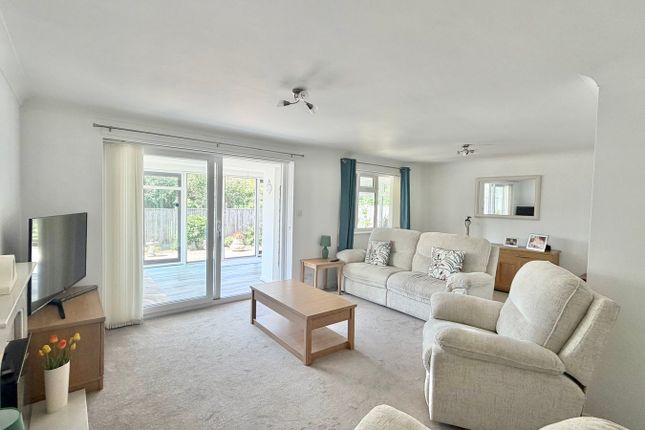 16, Spindlewood Drive, Bexhill-on-Sea photo 3