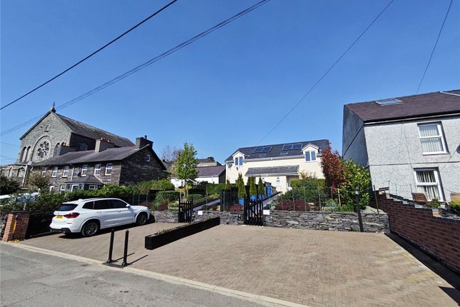 10, Nantlle Road, Caernarfon photo 4