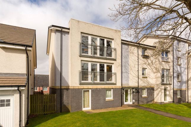 Flat for sale in Flat 4, Clerwood View, Corstorphine, Edinburgh
