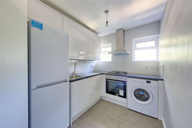 Flat 5, 191, Cedars Road, London photo 2