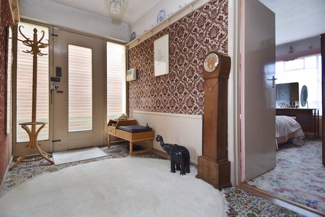 27, Talbot Avenue, Herne Bay photo 4