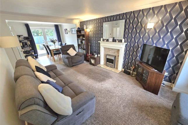 Paxmead Close, Keresley photo 2