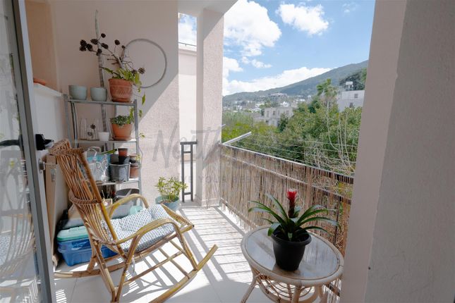 Apartment for sale in West Of Kyrenia