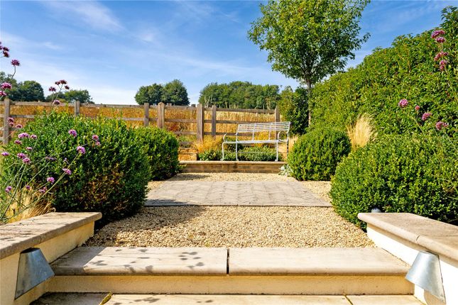 7, The Stables, Gloucestershire photo 3