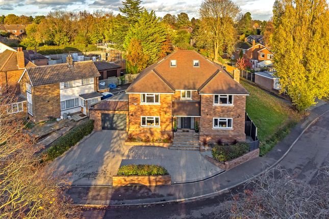 Thumbnail Detached house for sale in Netherway, St.Albans