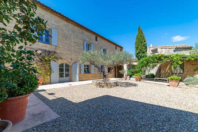 Property for sale in Uzès, Gard, Languedoc-Roussillon, France