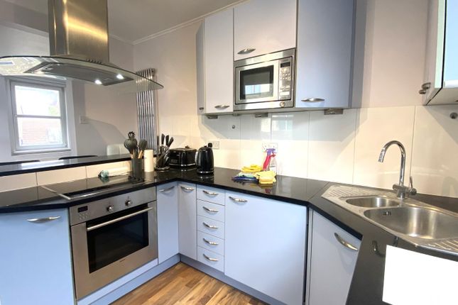 Flat 8, 10A, Old Compton Street, London photo 4