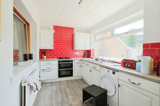 165, High Street, Abertillery photo 4
