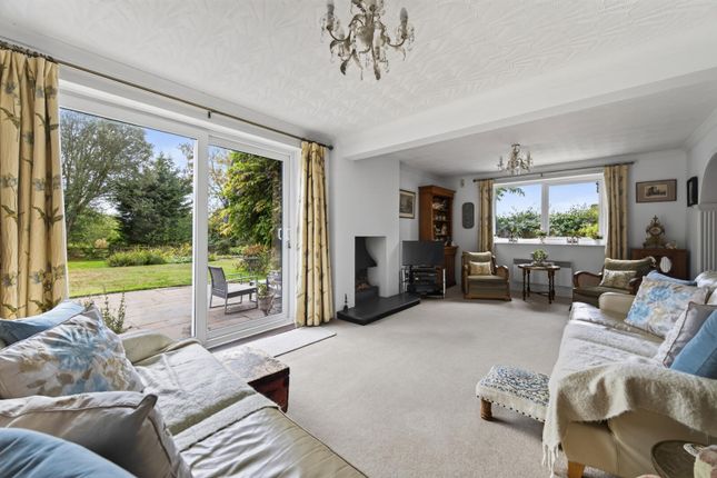 56, Wood End Lane, Bedford photo 4