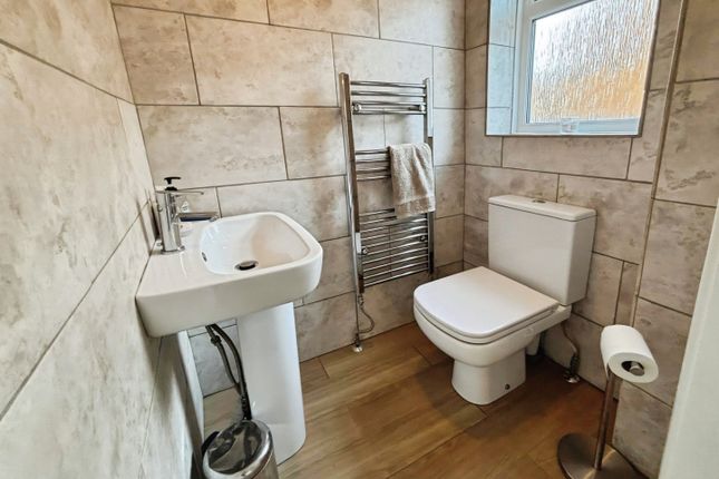 6, Redwood Close, Hartlepool photo 3