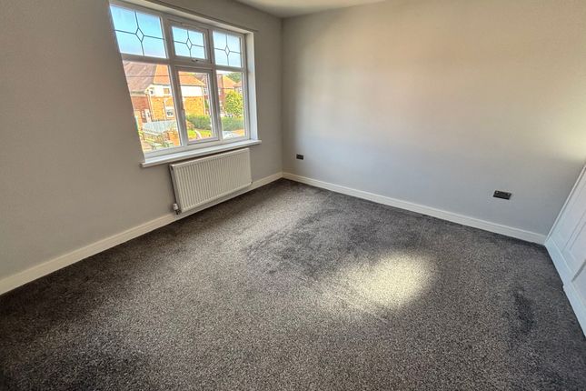 5, Strathmore Road, Newcastle upon Tyne photo 4