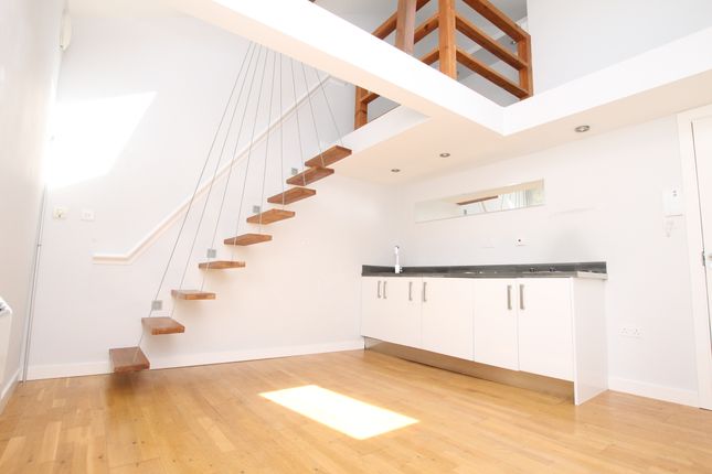 Studio to rent in Suffolk House, Princes Road, Weybridge