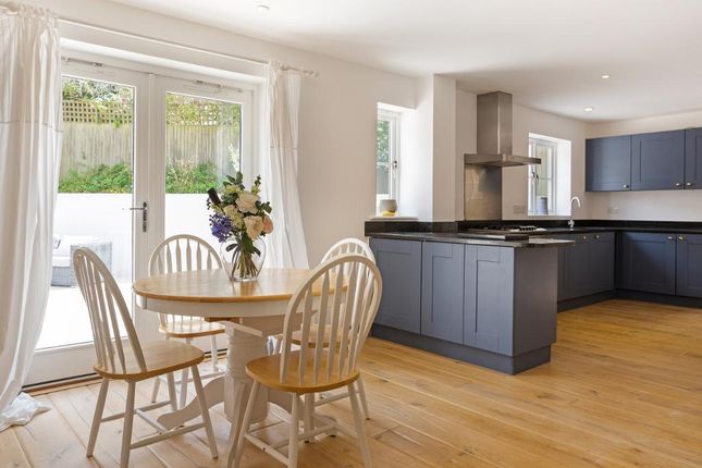 Pear Tree Cottage, Talbot Road, Hawkhurst photo 3