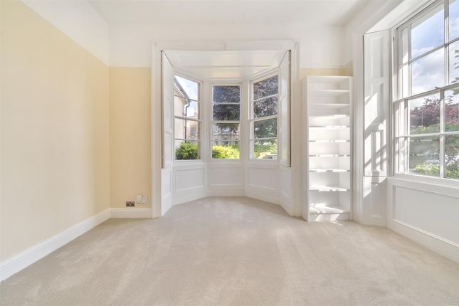 2-bed flat on GFF, 32, Oakfield Road, Bristol, £370,000