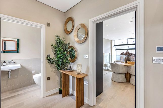 House 6, 1-7, Townsend Yard, London photo 3