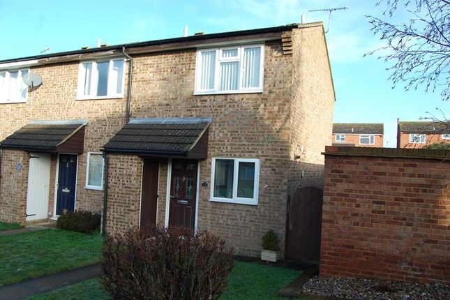 Thumbnail Terraced house to rent in Overton Drive, Thame