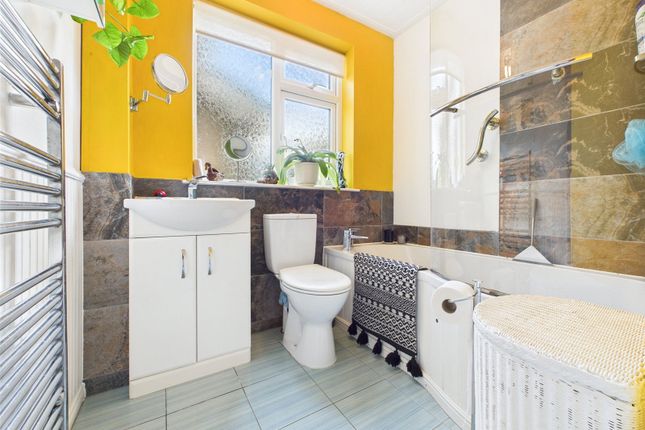 1, Haywood Close, North Somerset photo 4