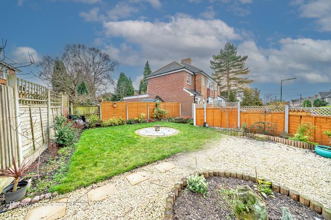 24, Hillside Close, Walsall photo 4