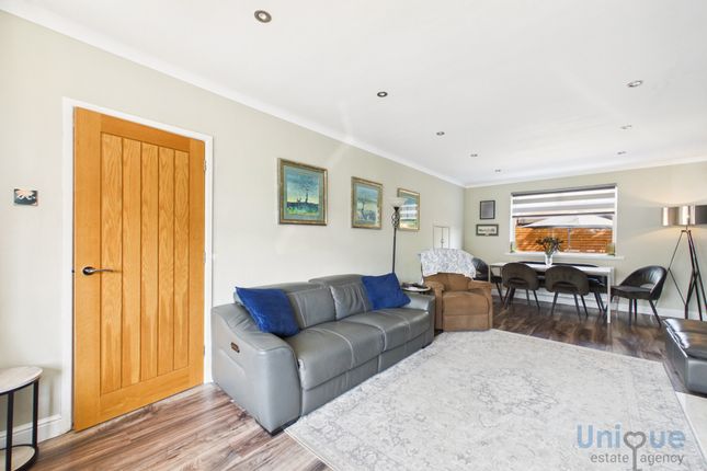 13, Manor Drive, Kirkham photo 2