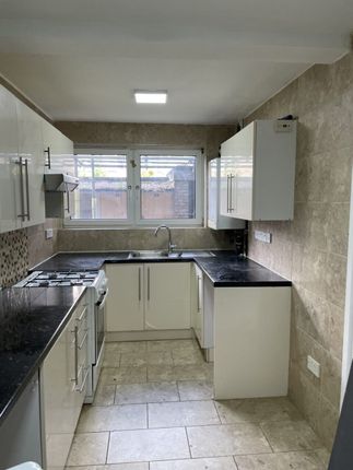 Maisonette to rent in Eastbourne Road, London
