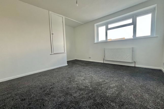 Rushdean Road, Rochester photo 5