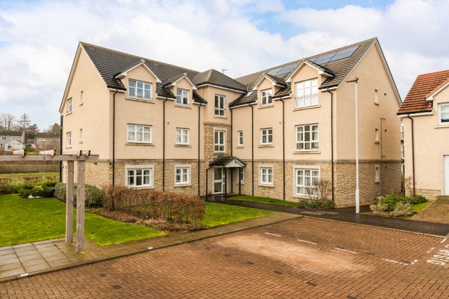 1-bed flat on 7/10, Ramslack Street, Edinburgh, £200,000