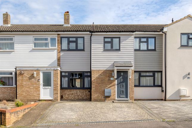 Thumbnail Terraced house for sale in Melbourne Close, Stotfold, Hitchin