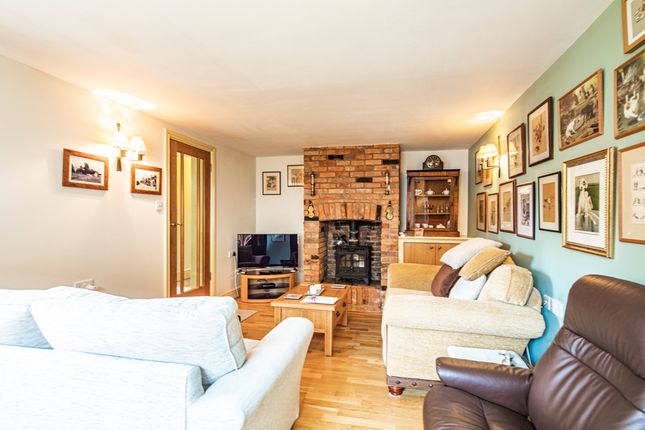 Property for sale in 1 Yew Tree Cottages, Compton
