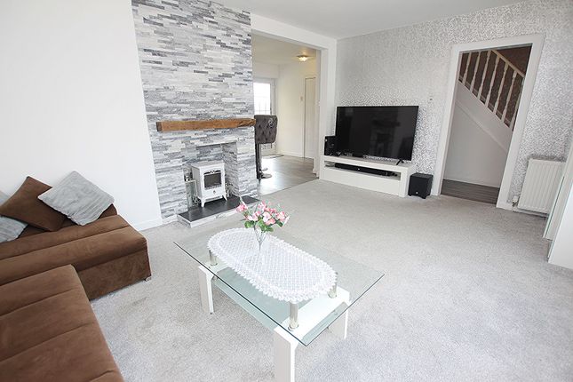 45 Northfield Crescent, Bathgate photo 4