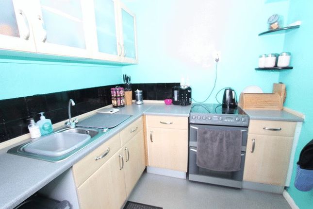 Flat for sale in Langley Park Road, Sutton