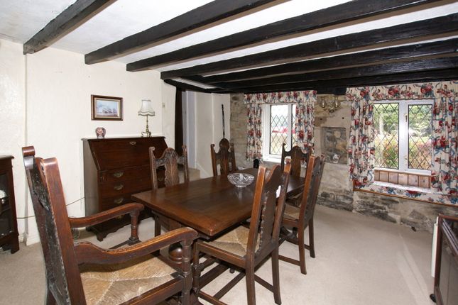 The White Cottage 123, Starkholmes Road, Matlock photo 4