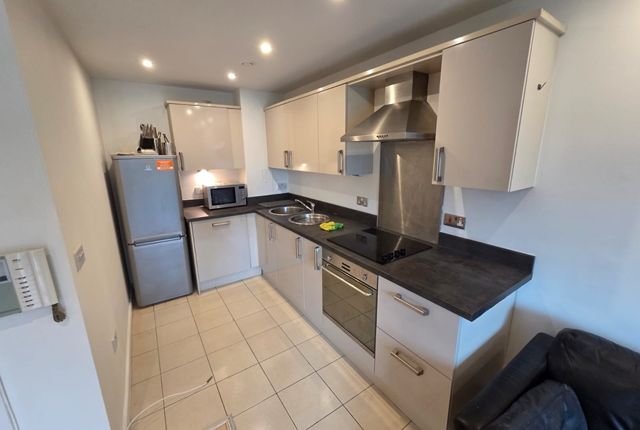 Studio flat on 203, 2 Masshouse plaza west midlands, Birmingham, £850/mo