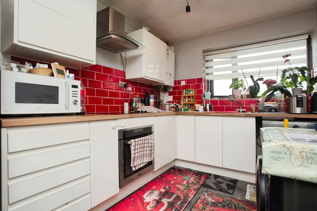 3, Raglan Road, Devon photo 4