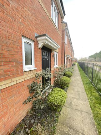 Thumbnail Semi-detached house to rent in Shropshire Close, Walsall