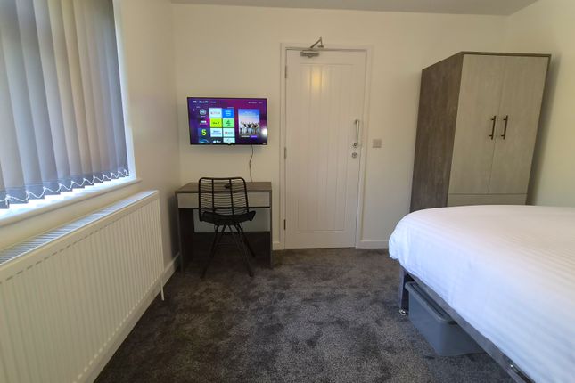 Room 2, 74, Milestone Road, Dartford photo 2