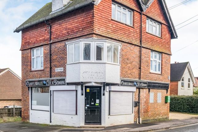 Retail premises to let in 126 Camelsdale Road, Haslemere, West Sussex