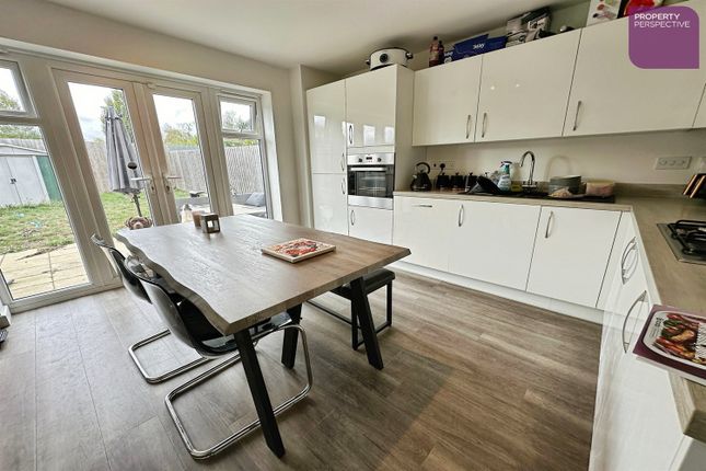 46, Witton Lake, Great Sankey, Warrington photo 4