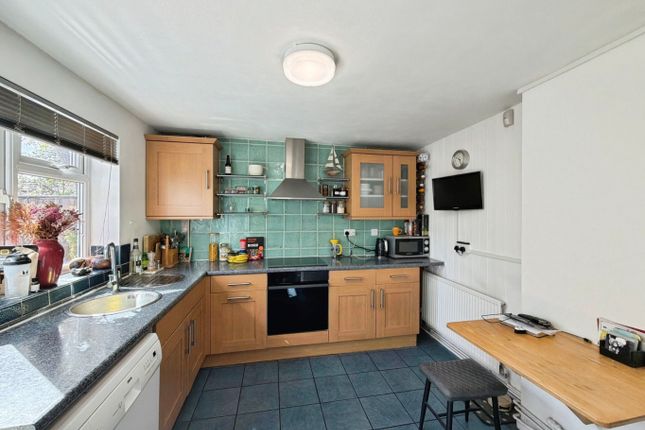 134 Hitcham Road, Burnham, Buckinghamshire photo 4