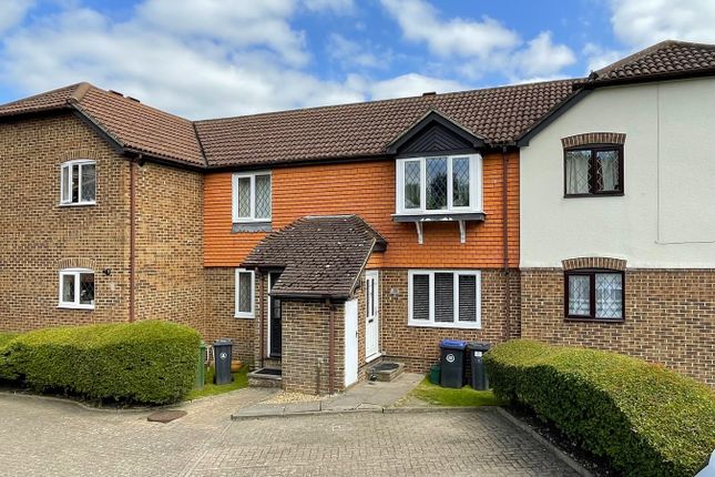 Flat for sale in Hawkesworth Drive, Bagshot