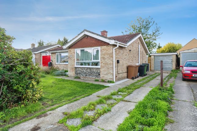 2-bed bungalow on 39, Nightingale Lane, Thetford, £220,000