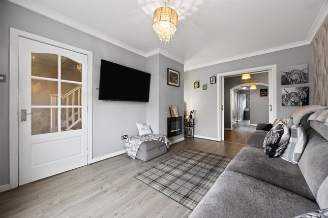 9, Burns Drive, Johnstone photo 4