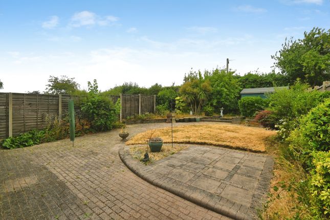 77, Blandford Avenue, West Midlands photo 4