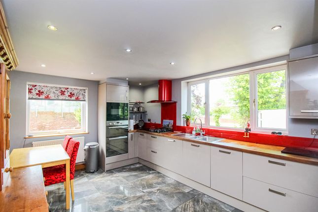Thumbnail Detached house for sale in Weeland Road, Sharlston Common, Wakefield