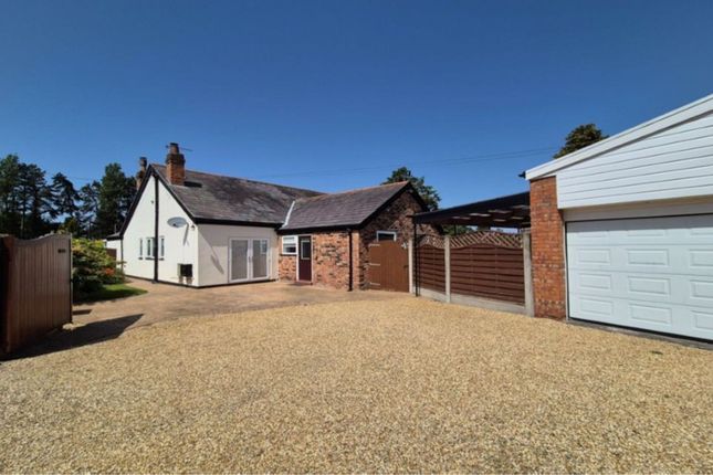 53 Forest Road, Northwich photo 3