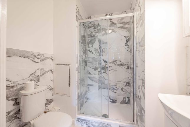 104, Aspects Court, Slough photo 3