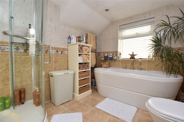 Bungalow for sale in West Lea Crescent, Tingley, Wakefield, West Yorkshire