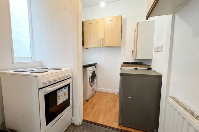 6, Duncroft, London photo 4