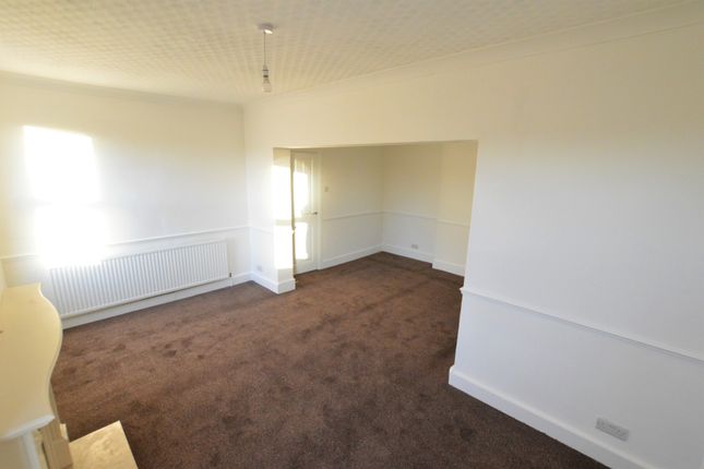 Flat for sale in Hatfield Road, St Albans
